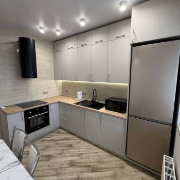 Сдается 1-комнатная квартира, 43 м²