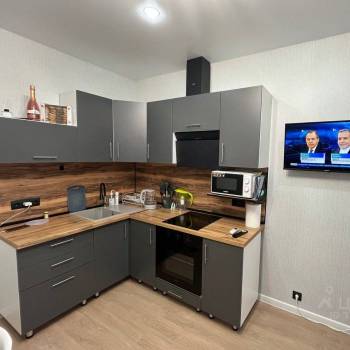 Сдается 1-комнатная квартира, 42,5 м²