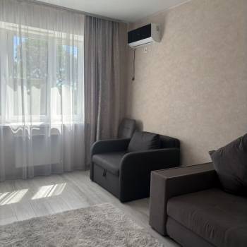 Продается 1-комнатная квартира, 38,3 м²