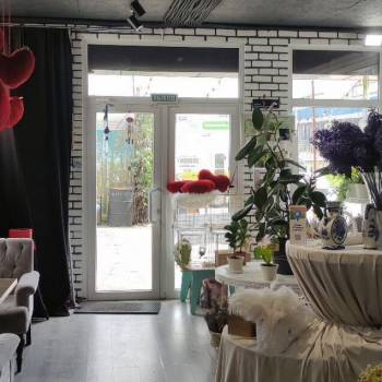 Сдается Торговое помещение, 85 м²