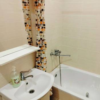 Сдается 1-комнатная квартира, 35 м²