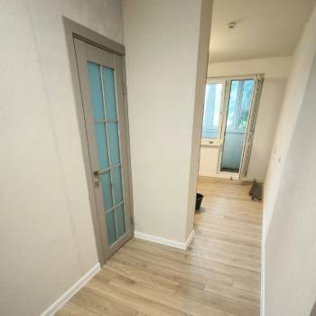 Продается 1-комнатная квартира, 47 м²