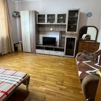 Сдается 1-комнатная квартира, 37 м²