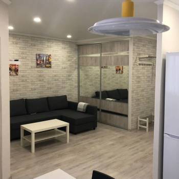Продается 1-комнатная квартира, 40 м²