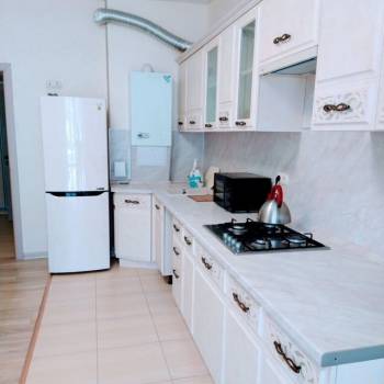 Продается 1-комнатная квартира, 55,1 м²