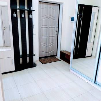Продается 1-комнатная квартира, 55,1 м²