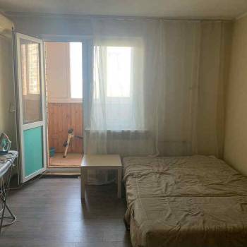 Сдается 1-комнатная квартира, 38 м²