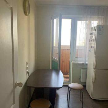 Сдается 1-комнатная квартира, 38 м²
