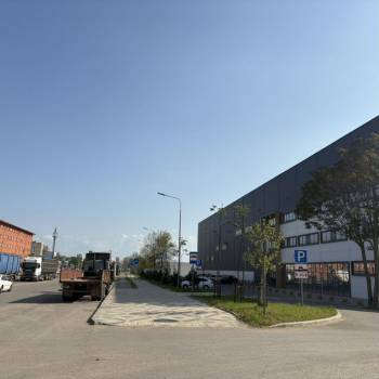 Сдается Нежилое помещение, 7340 м²