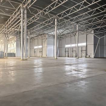 Сдается Нежилое помещение, 7340 м²
