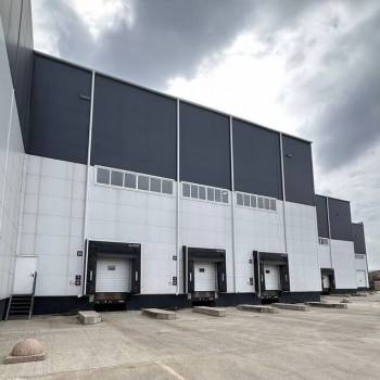 Сдается Нежилое помещение, 7340 м²