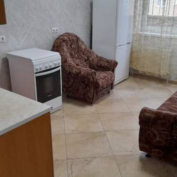 Продается 1-комнатная квартира, 40 м²
