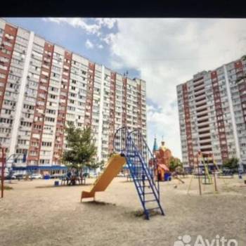 Продается 1-комнатная квартира, 46 м²