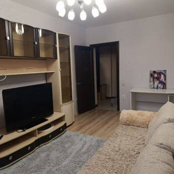 Сдается 2-х комнатная квартира, 65 м²