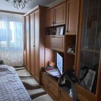 Продается Многокомнатная квартира, 75,5 м²