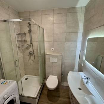 Сдается 1-комнатная квартира, 50 м²