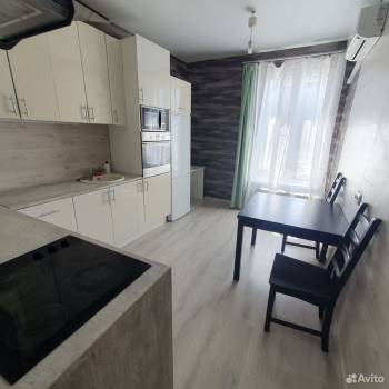 Продается 2-х комнатная квартира, 57,6 м²