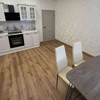 Сдается 1-комнатная квартира, 48 м²