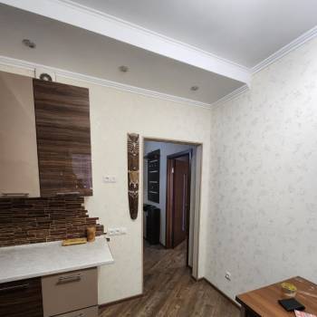 Продается 1-комнатная квартира, 38 м²