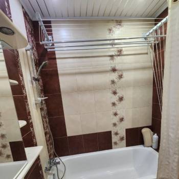 Продается 1-комнатная квартира, 38 м²