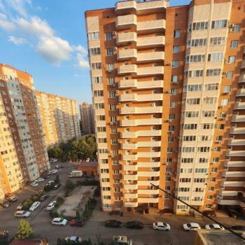 Продается 1-комнатная квартира, 38 м²