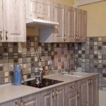 Продается 1-комнатная квартира, 42 м²