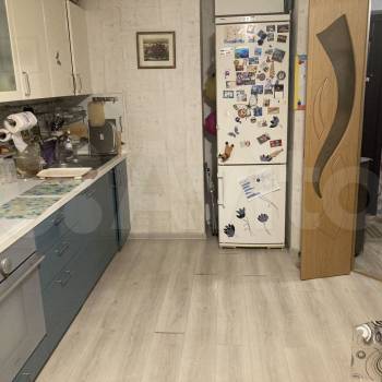 Продается Многокомнатная квартира, 104 м²