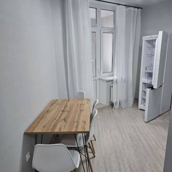 Сдается 1-комнатная квартира, 42,4 м²