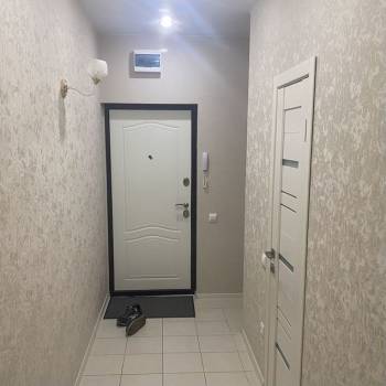 Продается 1-комнатная квартира, 40 м²