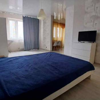 Сдается 1-комнатная квартира, 53 м²