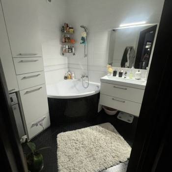 Продается 2-х комнатная квартира, 61,3 м²