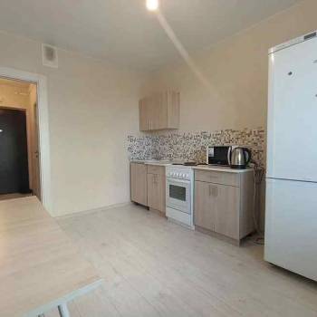 Сдается 1-комнатная квартира, 37 м²