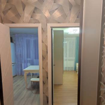 Сдается 1-комнатная квартира, 38 м²