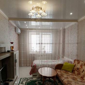 Продается 1-комнатная квартира, 44 м²