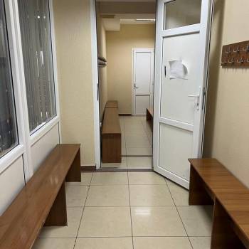 Сдается Нежилое помещение, 150 м²