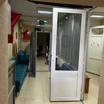 Сдается Нежилое помещение, 150 м²