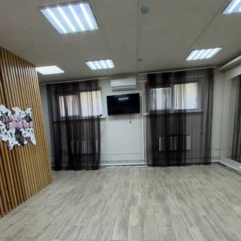 Сдается Нежилое помещение, 37 м²