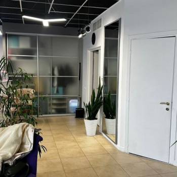 Сдается Нежилое помещение, 61 м²