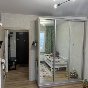 Продается 1-комнатная квартира, 33,79 м²