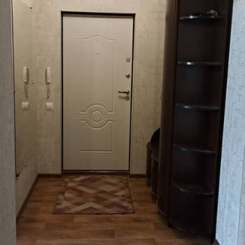 Сдается Многокомнатная квартира, 85 м²