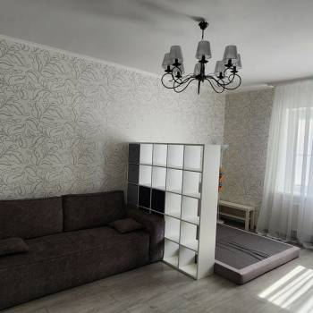 Сдается 1-комнатная квартира, 57 м²