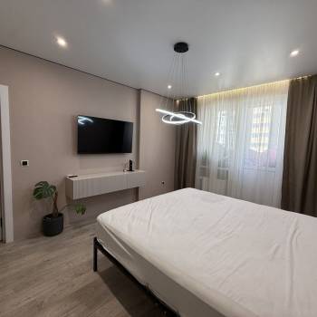 Сдается 2-х комнатная квартира, 60 м²