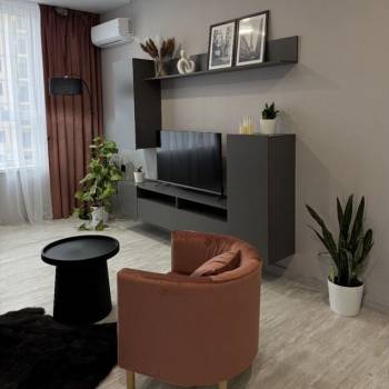 Сдается 2-х комнатная квартира, 75 м²