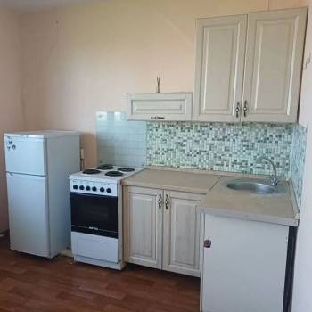 Сдается 1-комнатная квартира, 38 м²