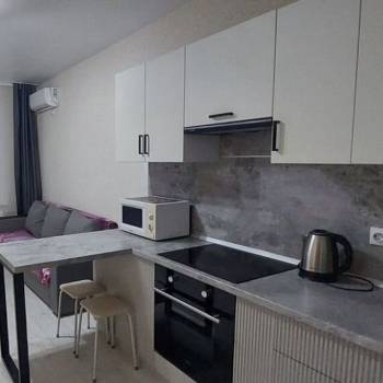 Продается 1-комнатная квартира, 37 м²
