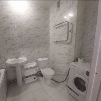 Продается 1-комнатная квартира, 37 м²