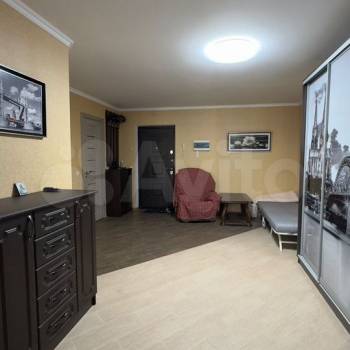 Продается 1-комнатная квартира, 32,5 м²