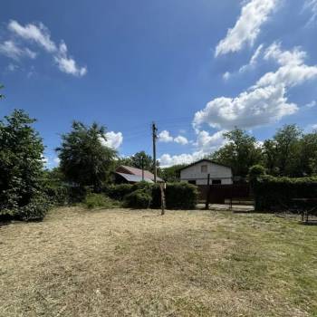 Продается Участок, 300 м²