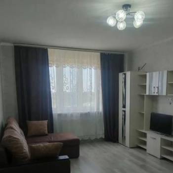 Сдается 1-комнатная квартира, 43 м²