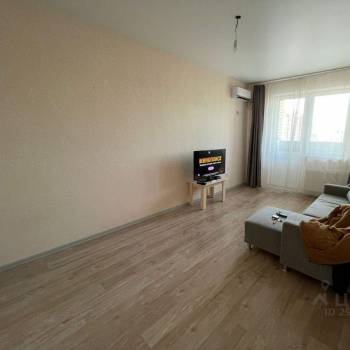 Сдается 2-х комнатная квартира, 60 м²